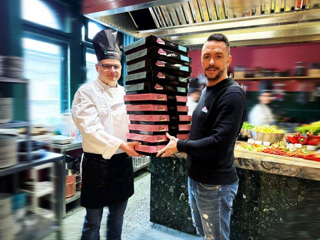 Kabát Peti konyha látogatás